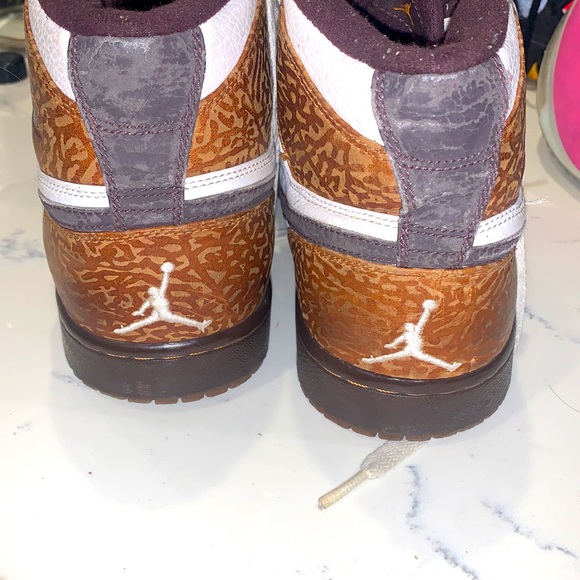 On sale 🎈 Men Jordan High Retro Size 9.5 - Picture 2 of 4